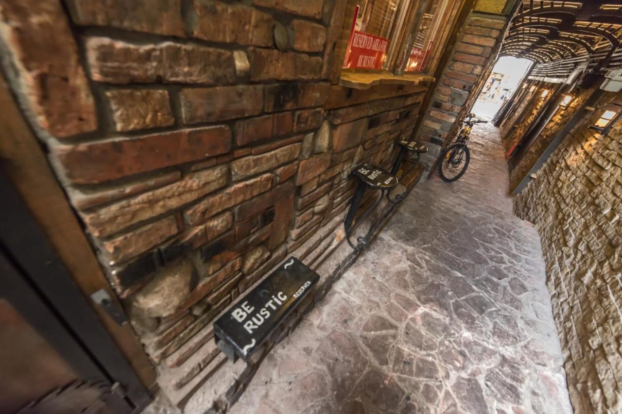 Rent A Room - Be Rustic Brașov Exterior foto